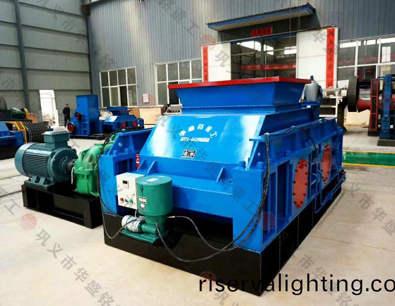 荳石大(big)型全液壓對輥製砂機