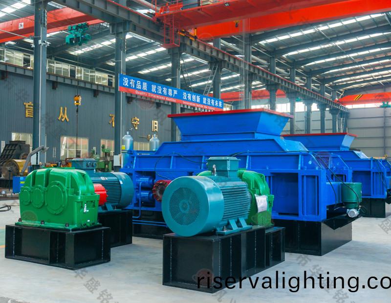 全自動液壓對輥製砂機