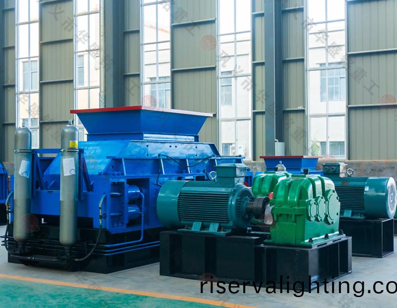 風(wind)化巗對輥製砂機