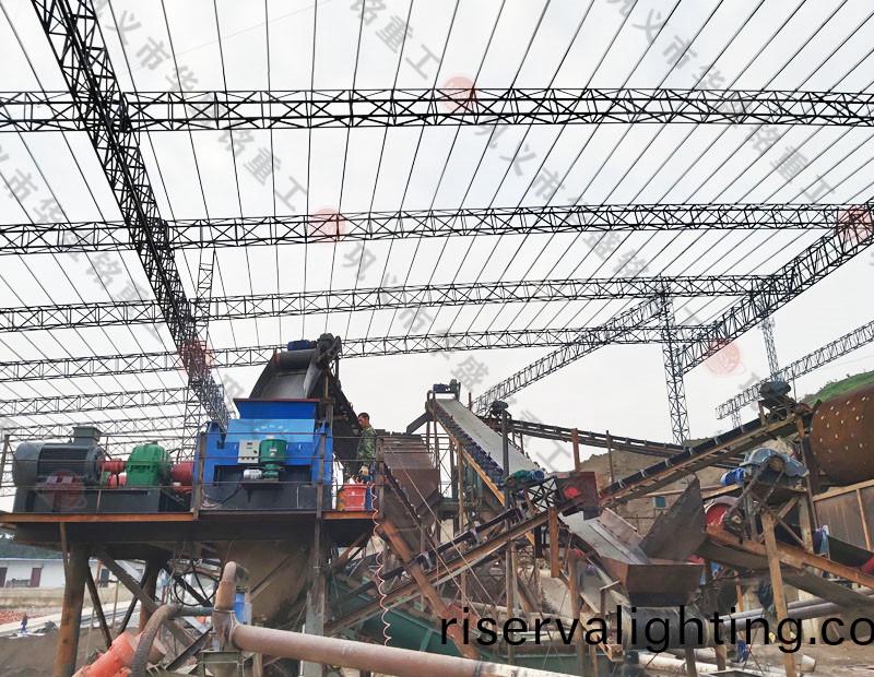 湖北對輥製砂機安裝現場