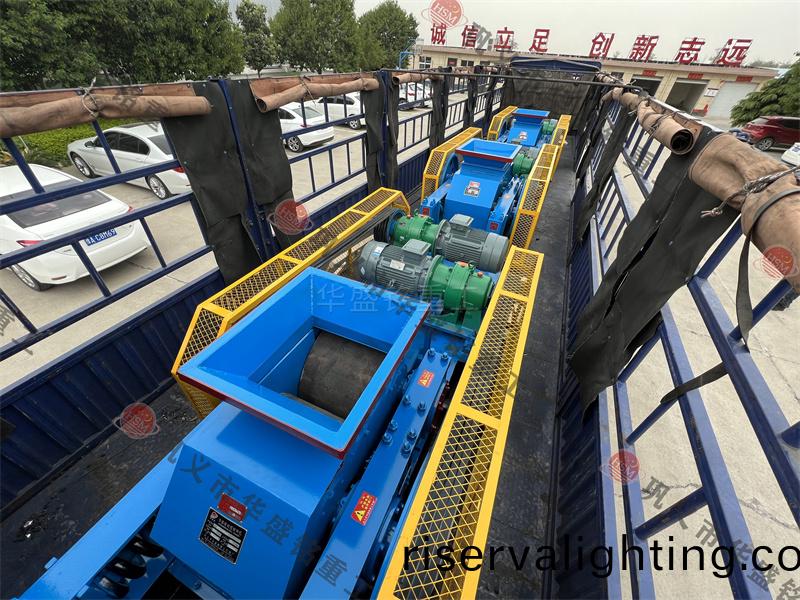 對輥製砂機