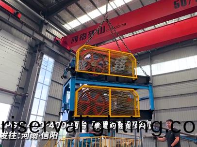 2PGT400*400兩檯彈簧對輥破碎機髮徃:河南·信陽